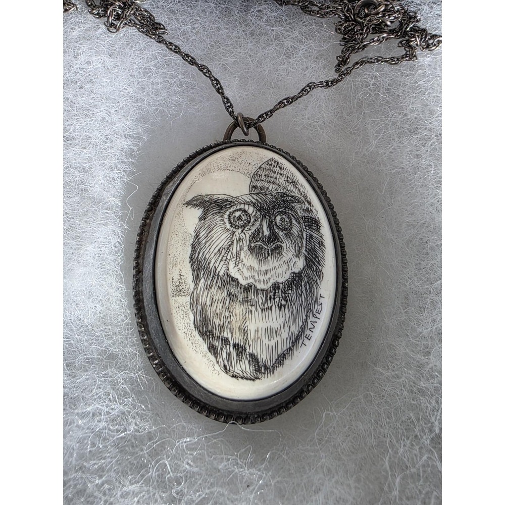 Sterling Silver Faux Scrimshaw Owl Pendant Necklace Vintage Tempest Chain